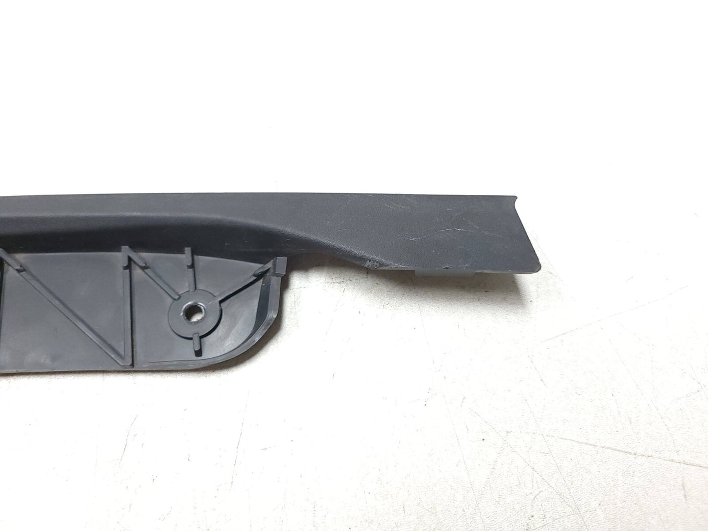 2004 - 2010 Audi A8l A8 Rear Bumper Reflector Light Strip Trim OEM
