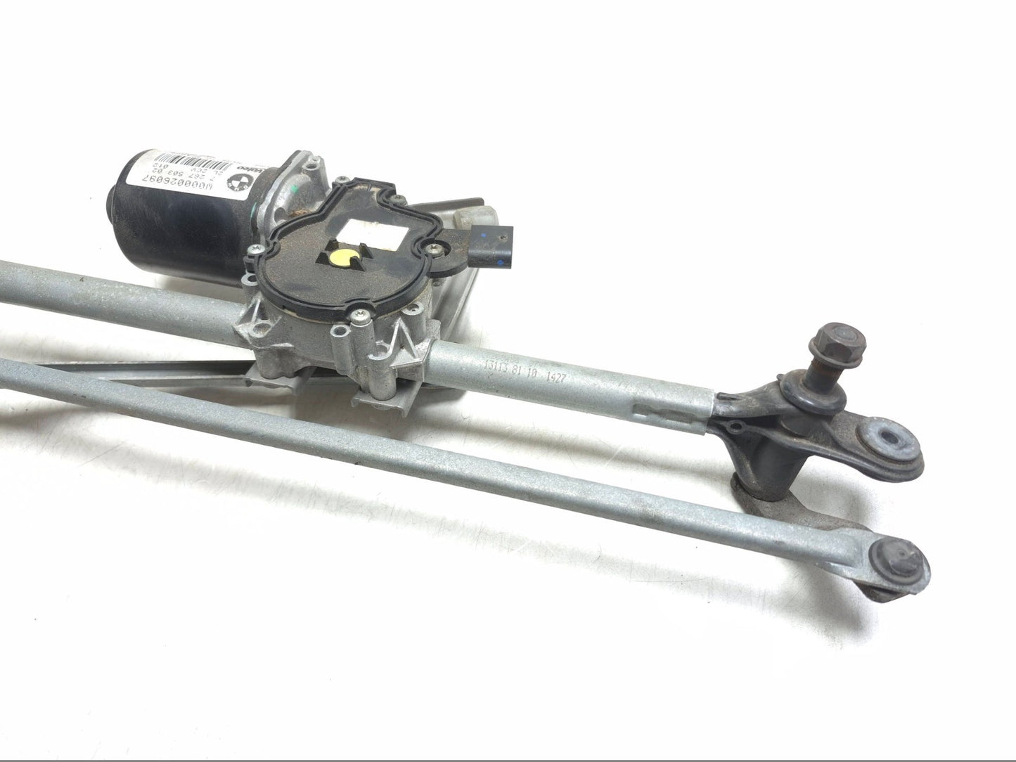 2013 BMW 328i F30 Front Windshield Wiper Linkage W/ Motor Assy OEM