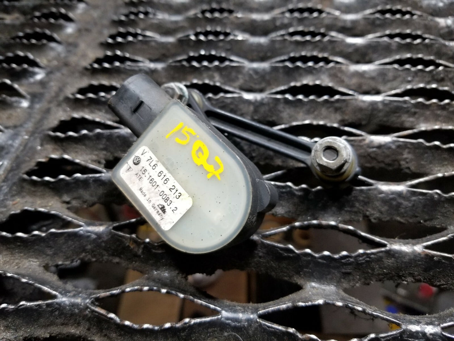 2015 Audi Q7 Front Headlight Leveling Sensor Left Driver Side OEM