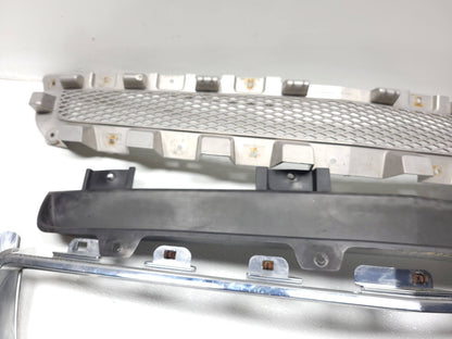 2010 Chevrolet Malibu Front Grille Chrome Trim OEM