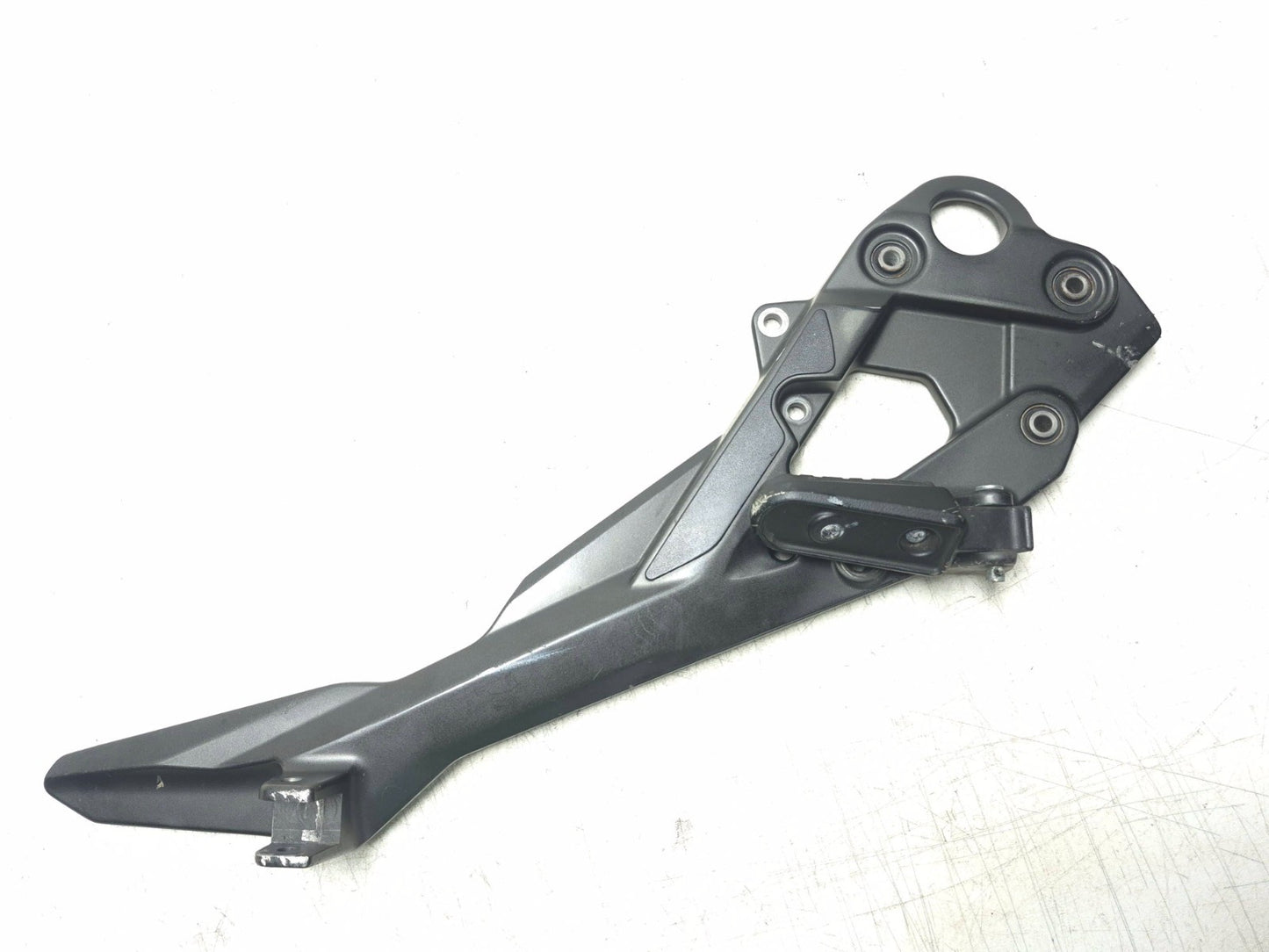 2009 Yamaha Fz6r Right Rearset Foot Peg Mount Bracket OEM