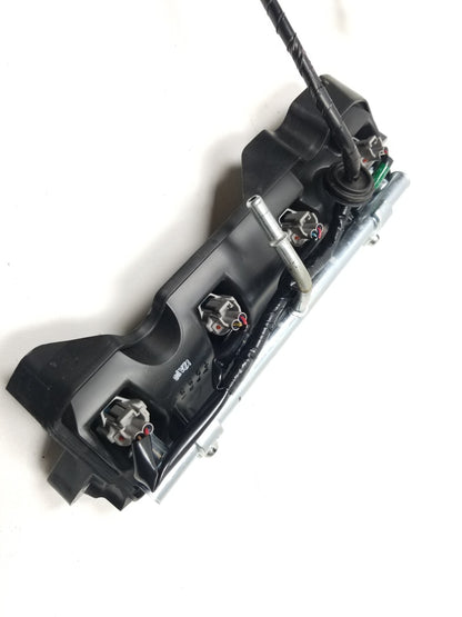 2008 - 2016 2012 Yamaha Yzfr6 R6 Fuel Injector Pipe Inlet Rail OEM