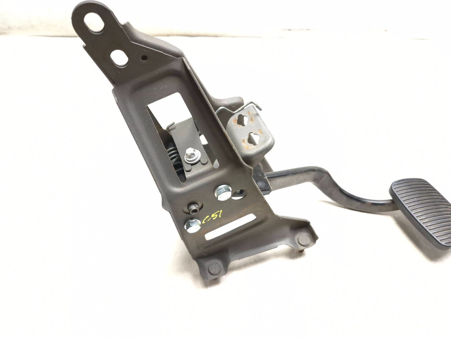 2007 Saab 9-5 Aero Brake Pedal W/ Mounting Bracket OEM