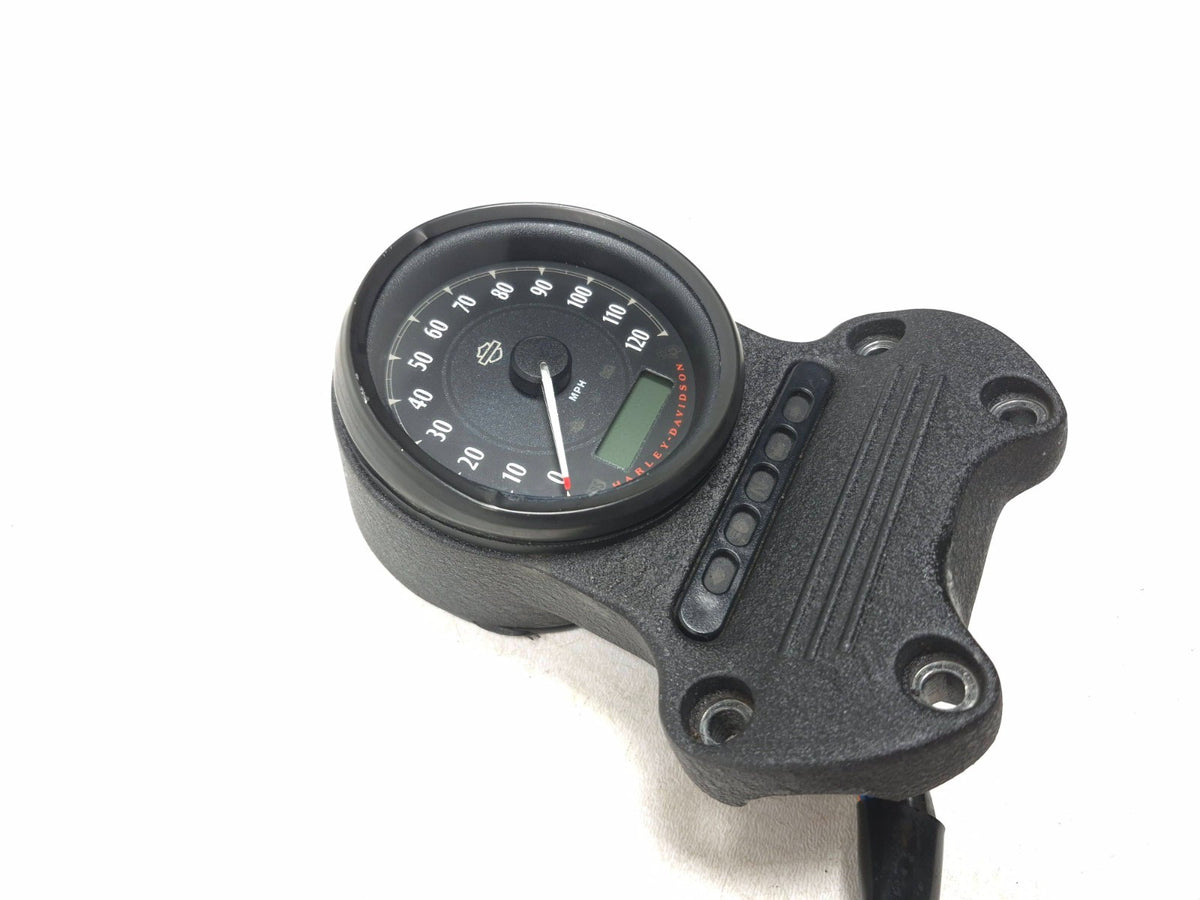 2014 - 2022 Harley Sportster Xl883 Xl1200 Speedometer Meter 70900215a OEM 12k