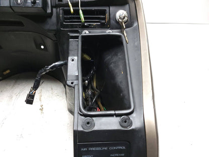 84-87 Honda Gl1200 Goldwing Front Fairing W/ Speedometer Instrument Cluster OEM