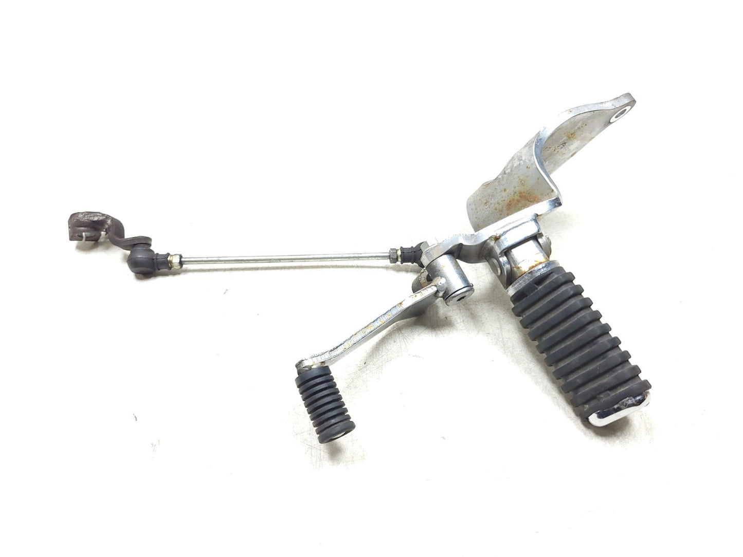 2002 Honda Magna Vf 750c Front Left Foot Peg & Gear Shifter Assy OEM