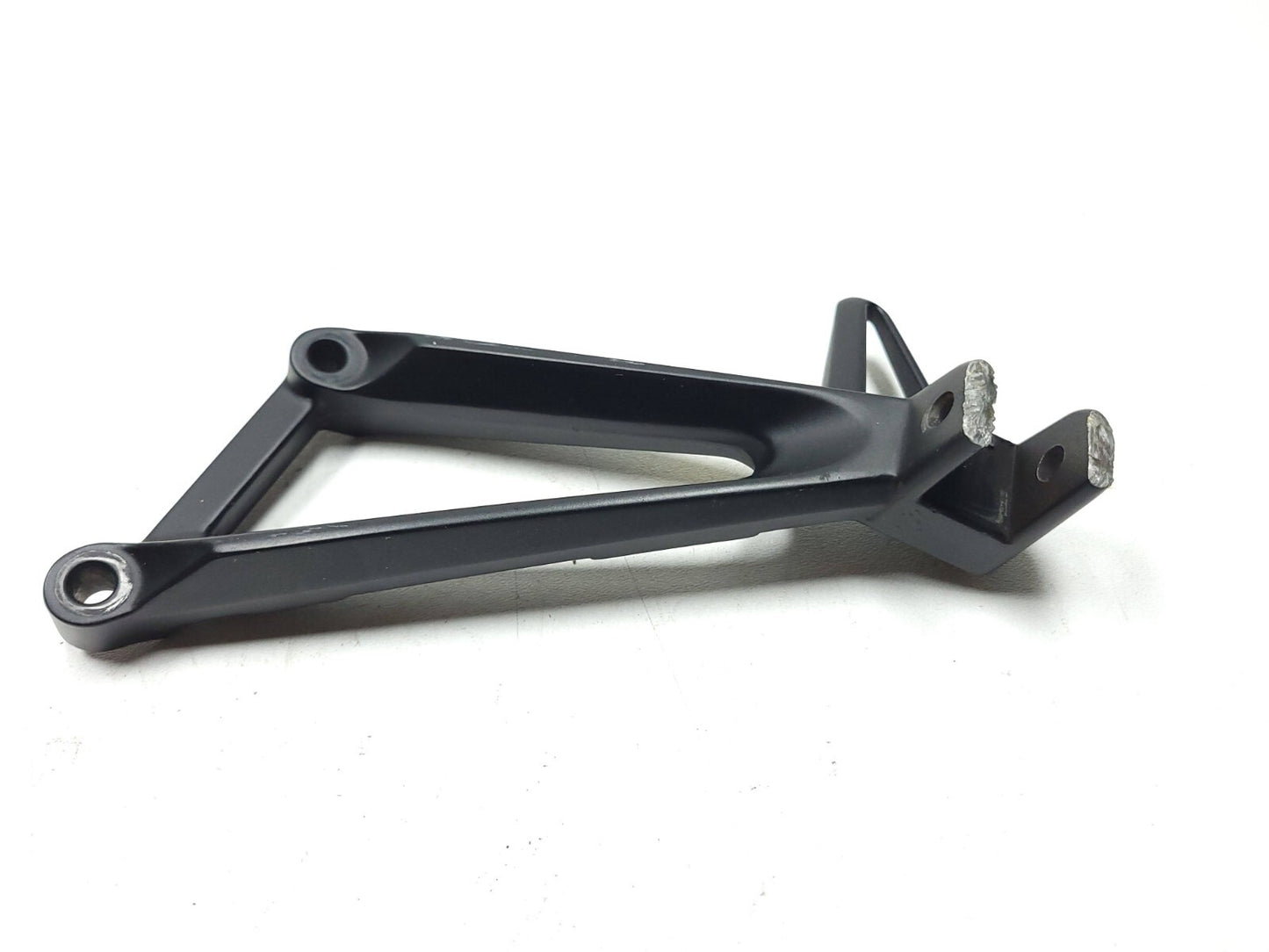 2015 - 2024 Yamaha Yzf-r3 Yzfr3 Rear Foot Peg Mount Bracket Left & Right OEM