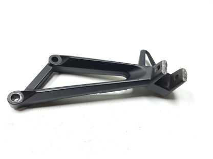 2015 - 2024 Yamaha Yzf-r3 Yzfr3 Rear Foot Peg Mount Bracket Left & Right OEM