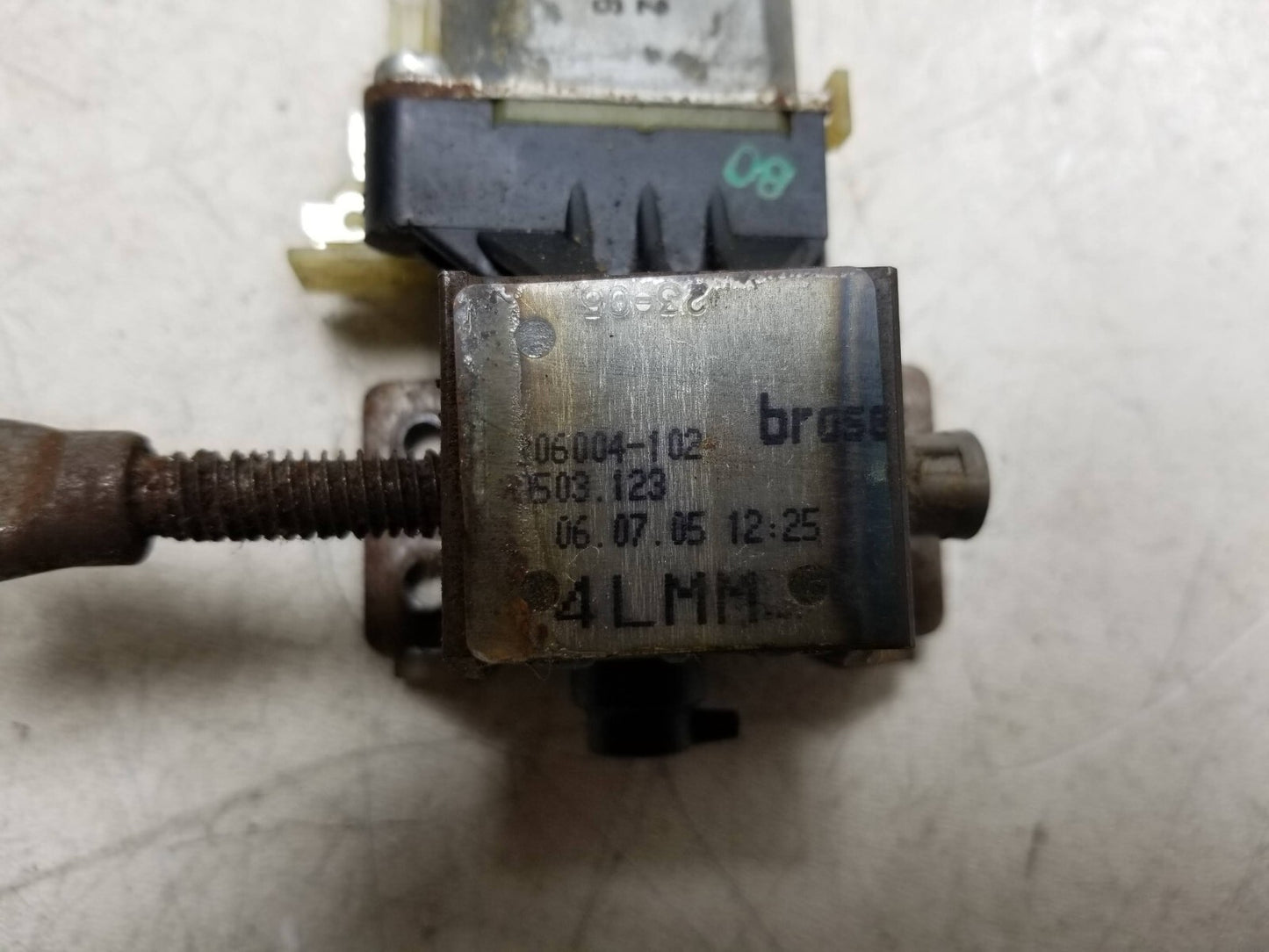 2006 Audi A6 Front Driver Seat Adjustment Motor 3 Pcs OEM