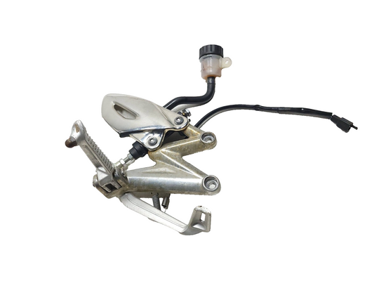 09-12 Triumph Street Triple R Front Right Foot Peg & Bracket W/master Cylinder