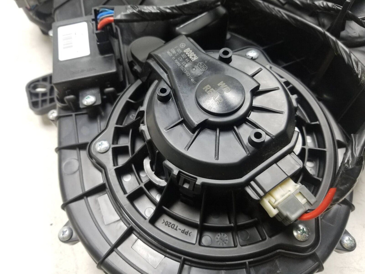 16 - 22 Dodge Durango Rear Blower Motor Heater Housing Box OEM