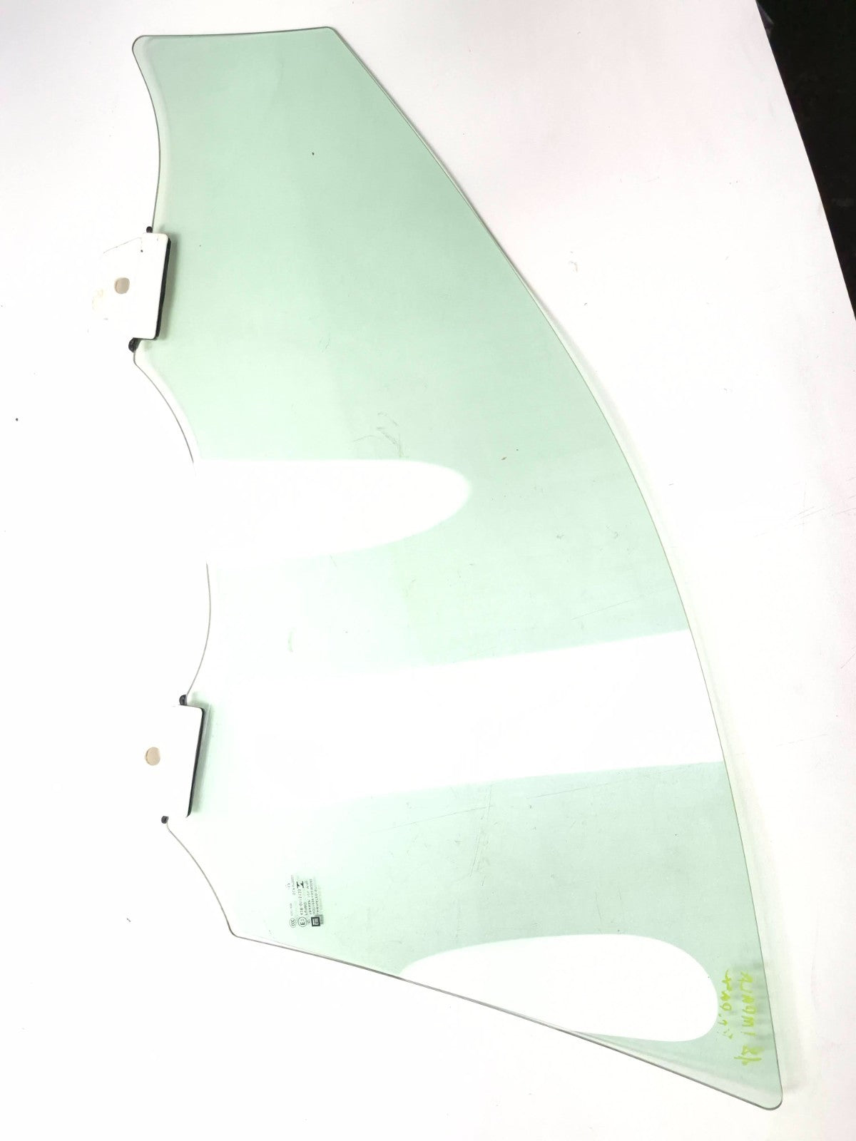 2018 Chevrolet Impala Front Door Window Glass Passenger Side Right OEM