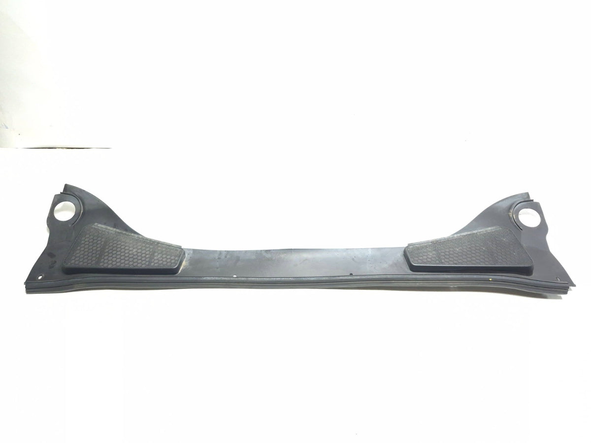 2013 Ford Focus Front Windshield Wiper Cowl Cover Vent Panel OEM