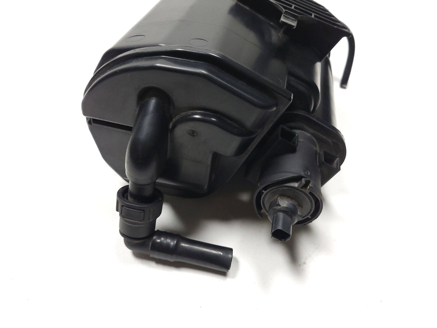 15-20 Mercedes C300 W205 Fuel Vapor Canister A2054700559 OEM