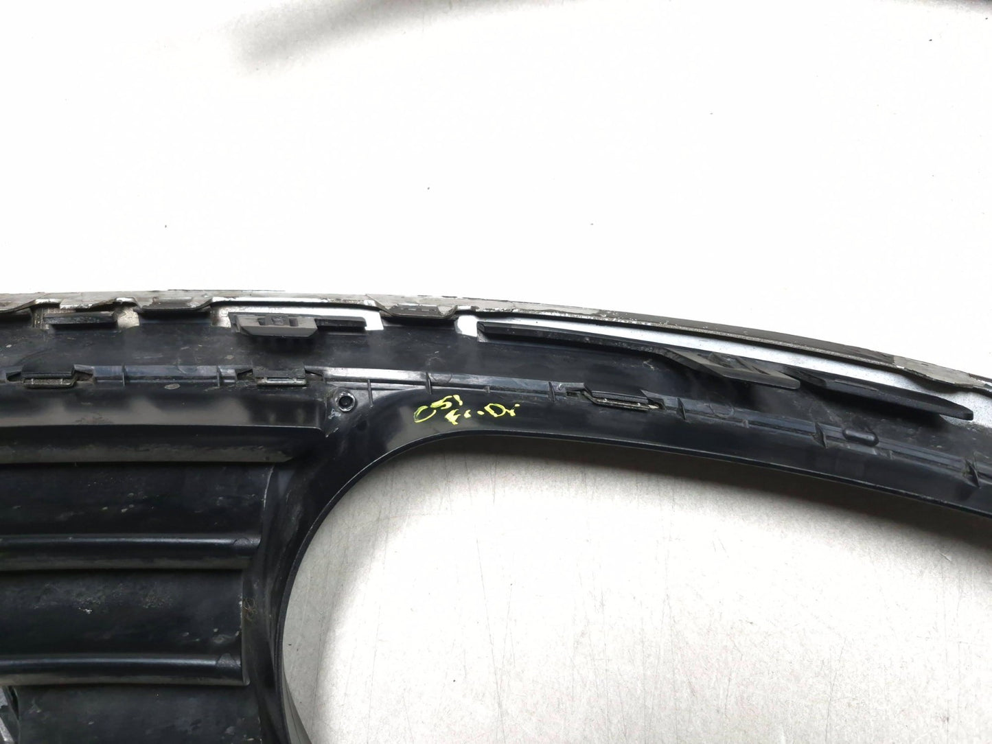 2007 Saab 9-5 Front Lower Bumper Fog Light Trim 2pcs OEM