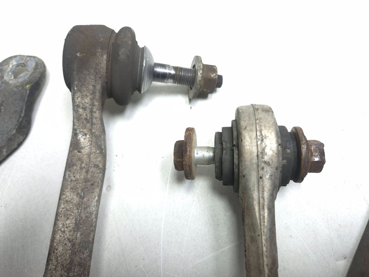 2008 BMW X6 E71 Rear Control Arm Left & Right OEM