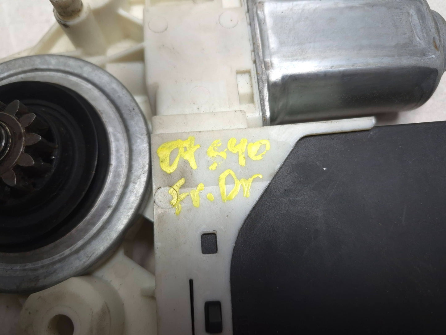 2007 Volvo S40 Front Door Window Regulator Motor & Module Driver Left OEM
