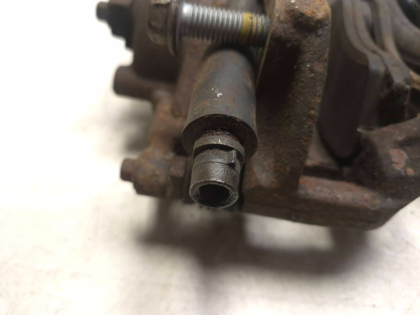 2014 Chevrolet Cruze Front Brake Caliper Left & Right OEM 23k Miles