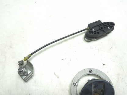 2015 Suzuki Gw250 Ignition Set Key Lock Fuel Tank Cap OEM