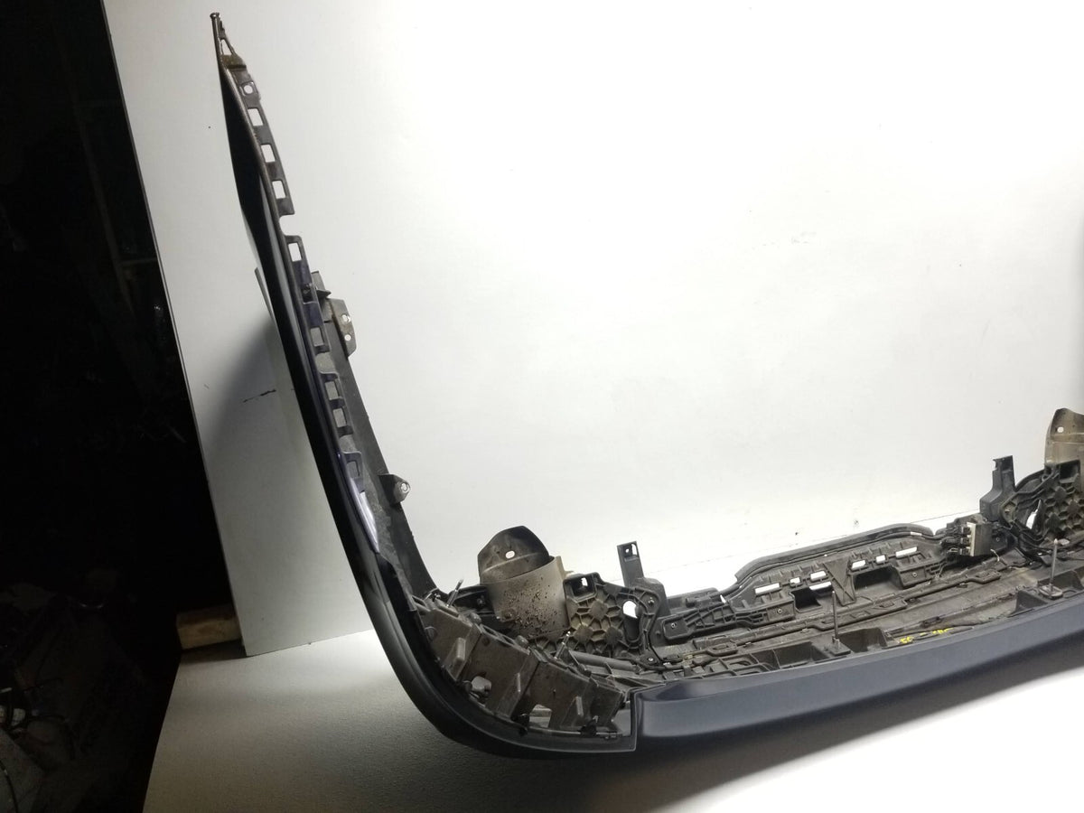 2014 Mercedes E350 Rear Bumper Cover. Color :585u. E350 Bumper