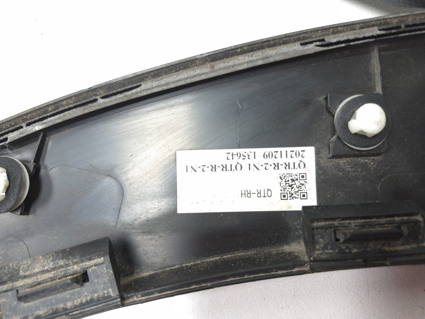 2022 Subaru Crosstrek Front Rear Wheel Arch Molding Trim Passenger Side Pair OEM