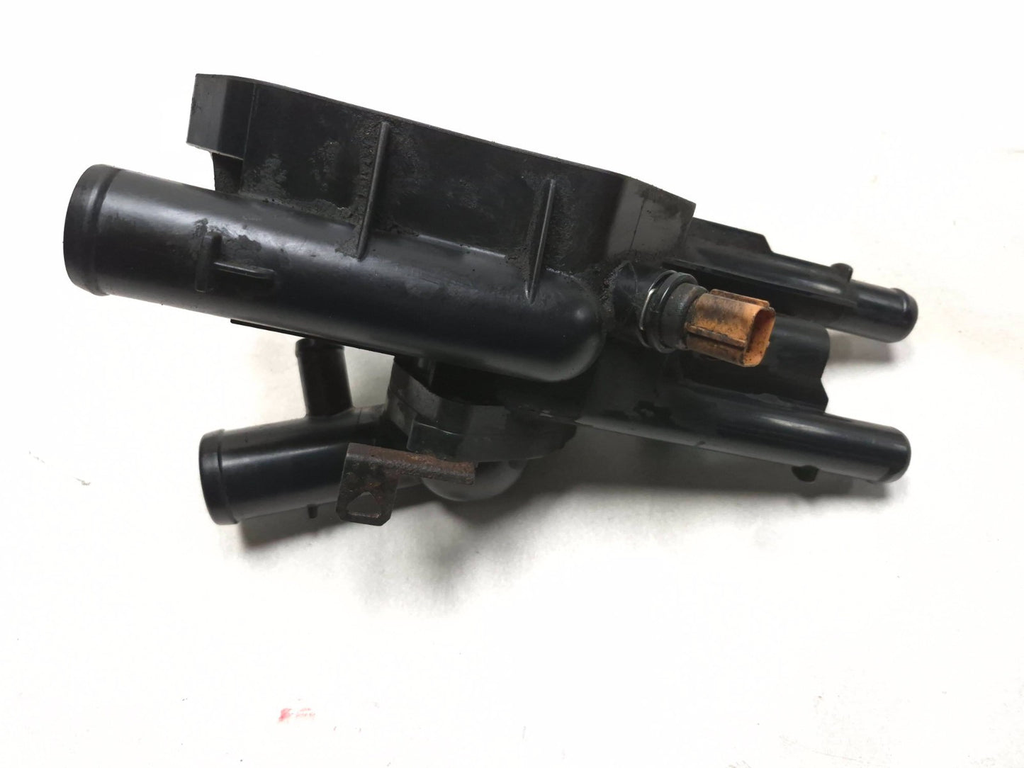 2011 Kia Sportage Thermostat Housing  2.4l OEM