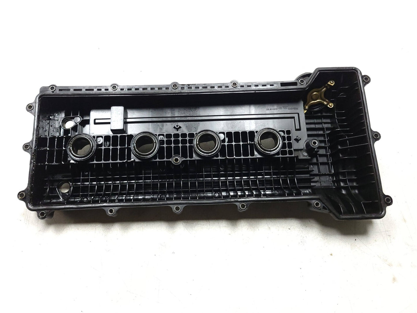 09-12 Hyundai Genesis Engine Valve Cover Left & Right Pair OEM 4.6l