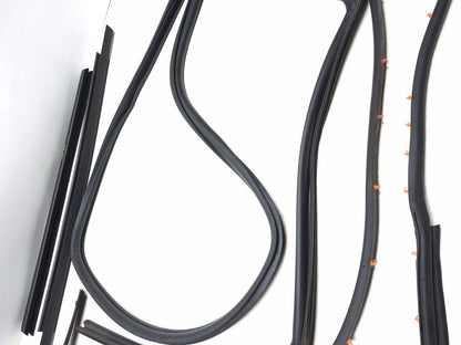 2017 Dodge Journey Rear Driver Door Weatherstrip Seal 5 Pcs OEM