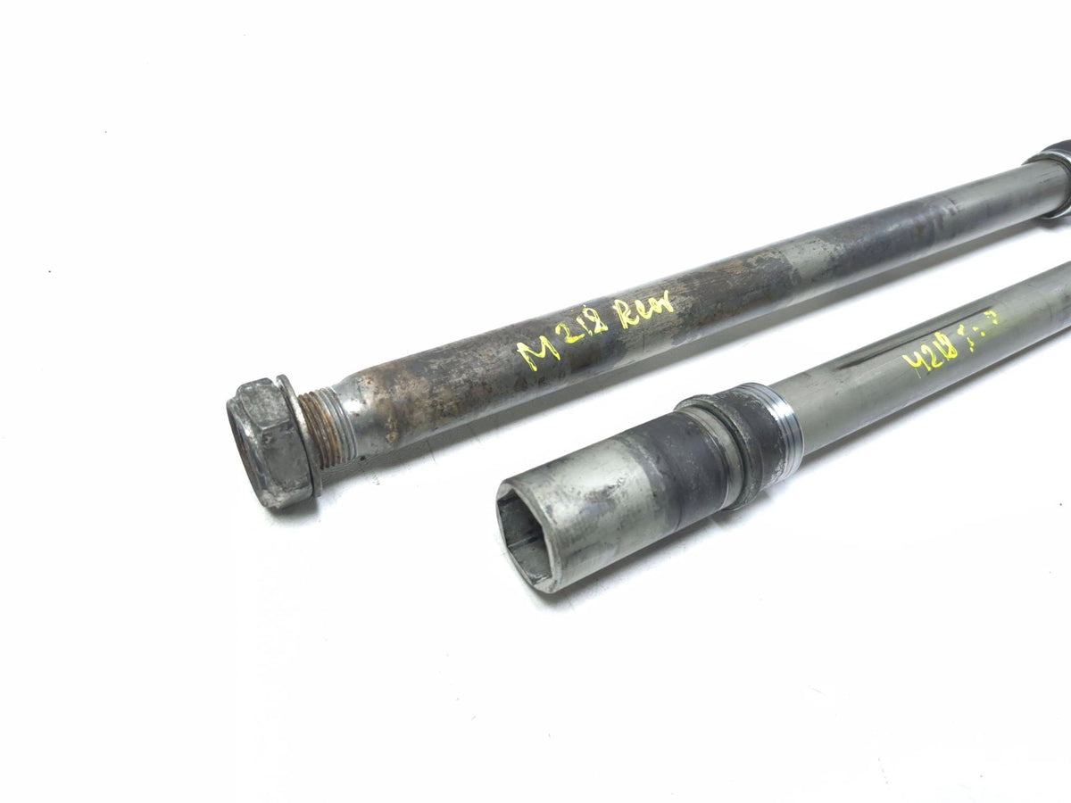 2009 Suzuki Boulevard M109r Vzr1800 Wheel Axle Bolt Front & Rear OEM