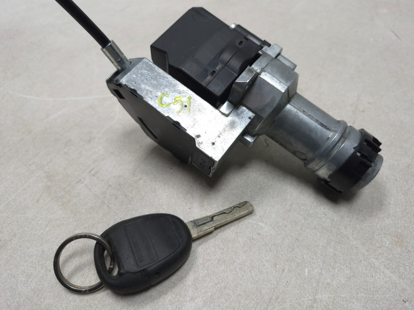 2007 Saab 9-5 Aero Ignition Lock W/ Starter Switch & Key OEM