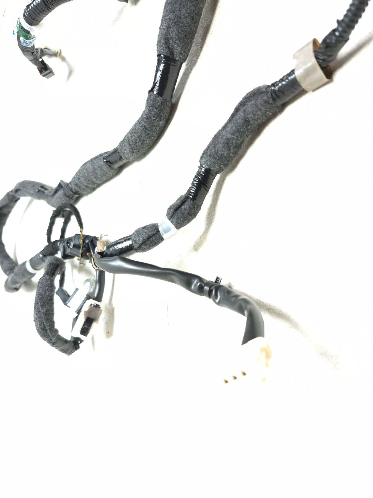 2015 Nissan Juke Wire Harness Tailgate Liftgate OEM