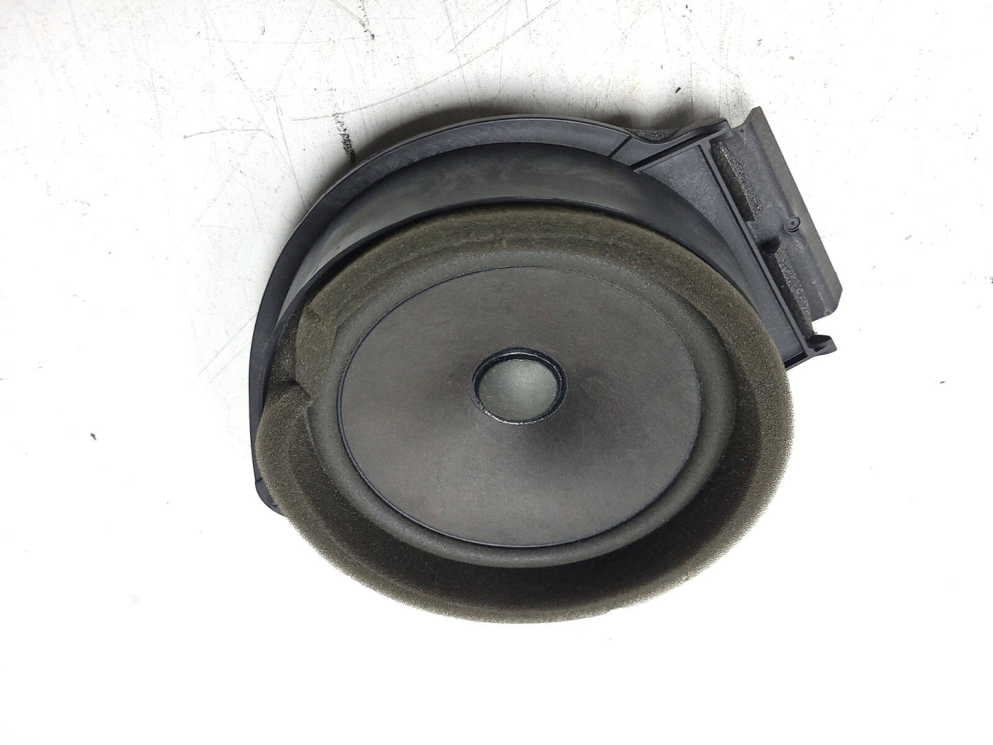 2010 - 2014 Chevrolet Suburban Door Speaker Front & Rear OEM