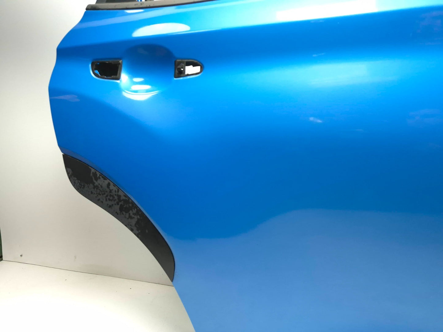 2019 Hyundai Kona Rear Door Shell Passenger Side Right OEM