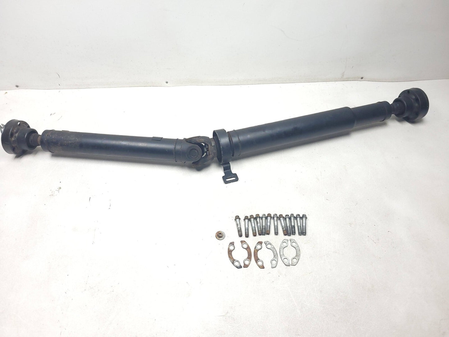 2007 Range Rover 4.2l Driveshaft Rear OEM