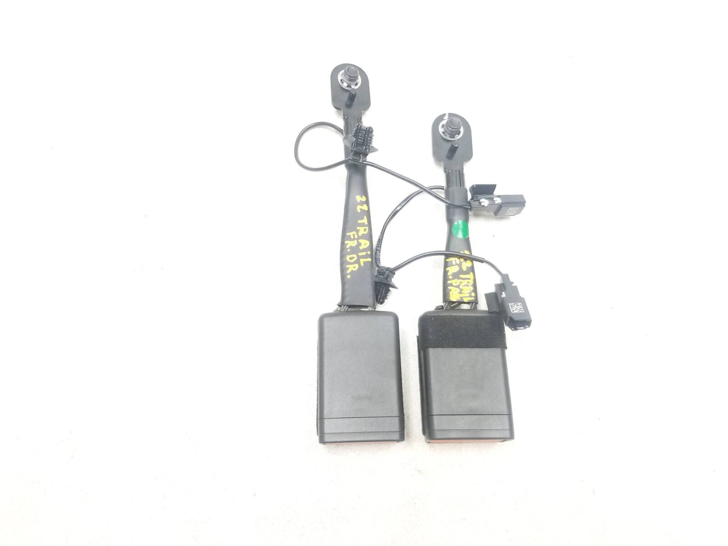 2022 Chevrolet Trailblazer Front Seat Belt Buckle Latch Left & Right OEM