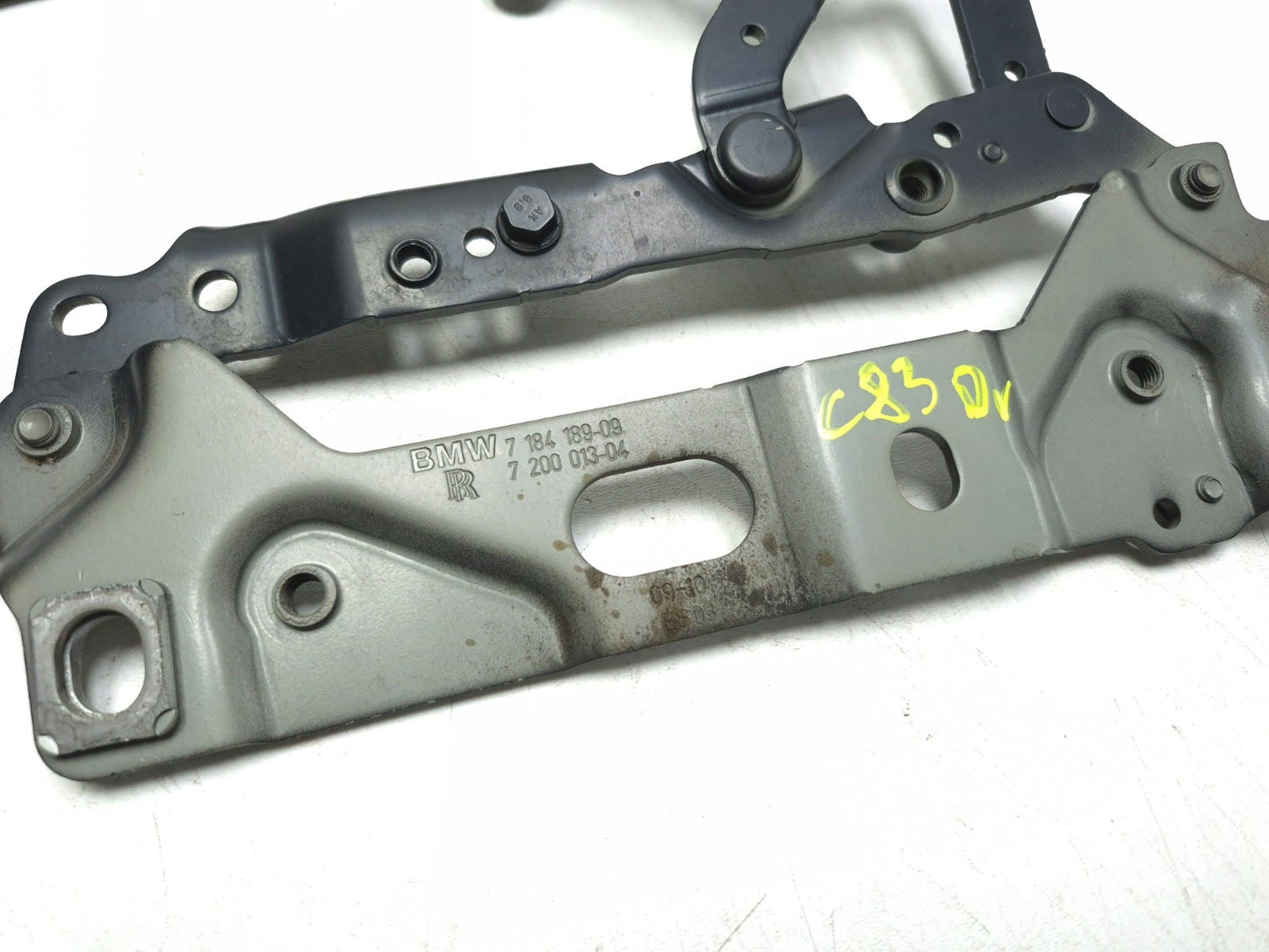 2011 BMW 750li Hood Hinge Left & Right OEM