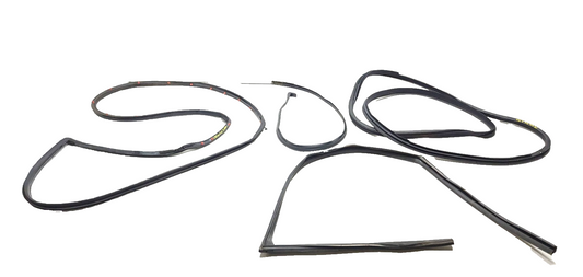 09-14 Hyundai Genesis Door Weatherstrip Seal Front Passenger Side Righ OEM Sedan