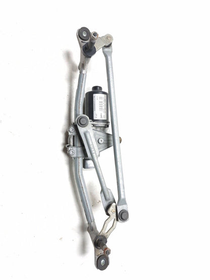 2014 Fiat 500l Windshield Wiper Motor W/ Linkage OEM