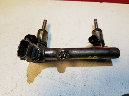 2017 Subaru Impreza Sport 2.0l Fuel Rail W/ Injector Pair OEM