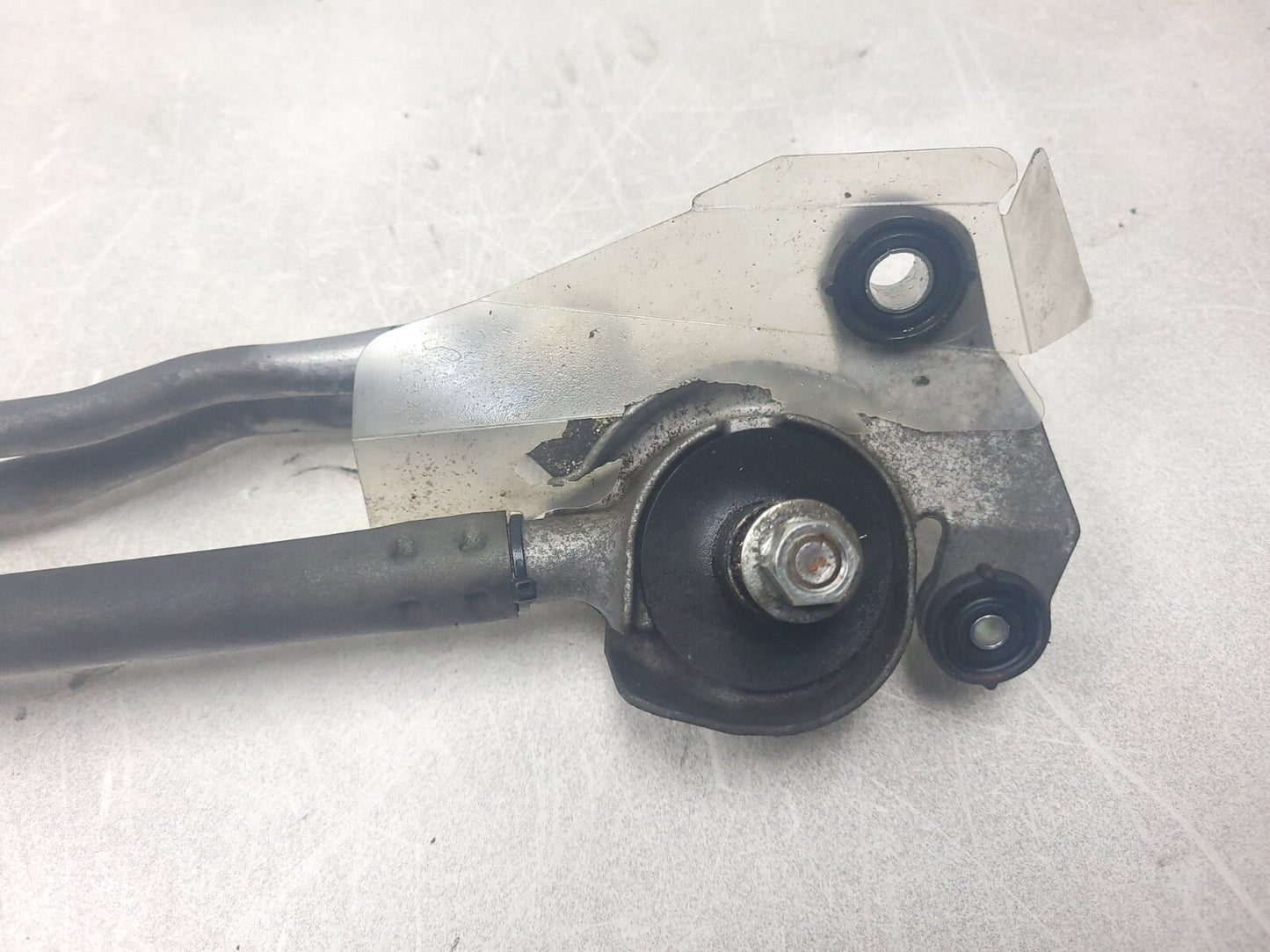 2009 Mazda Cx-7 Windshield Wiper Motor W/ Linkage OEM