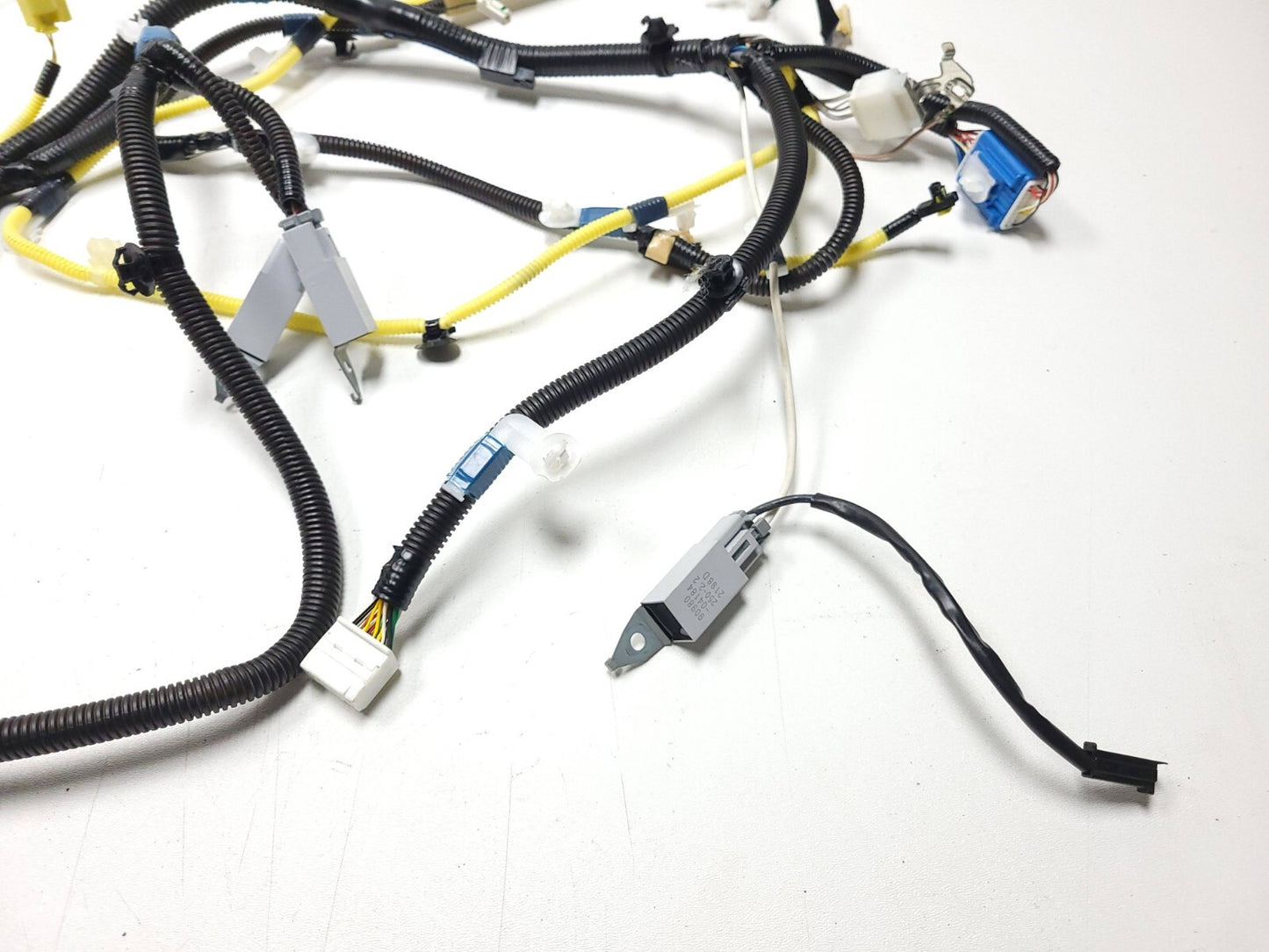 2007 - 2012 Lexus ES350 Interior Wire Harness 82161-33f40 OEM