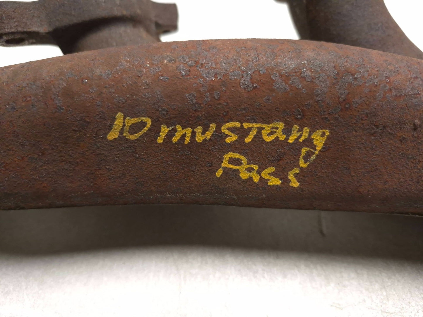 2010 Ford Mustang 4.0l Exhaust Manifold Passenger Side Rf-583e9430 OEM