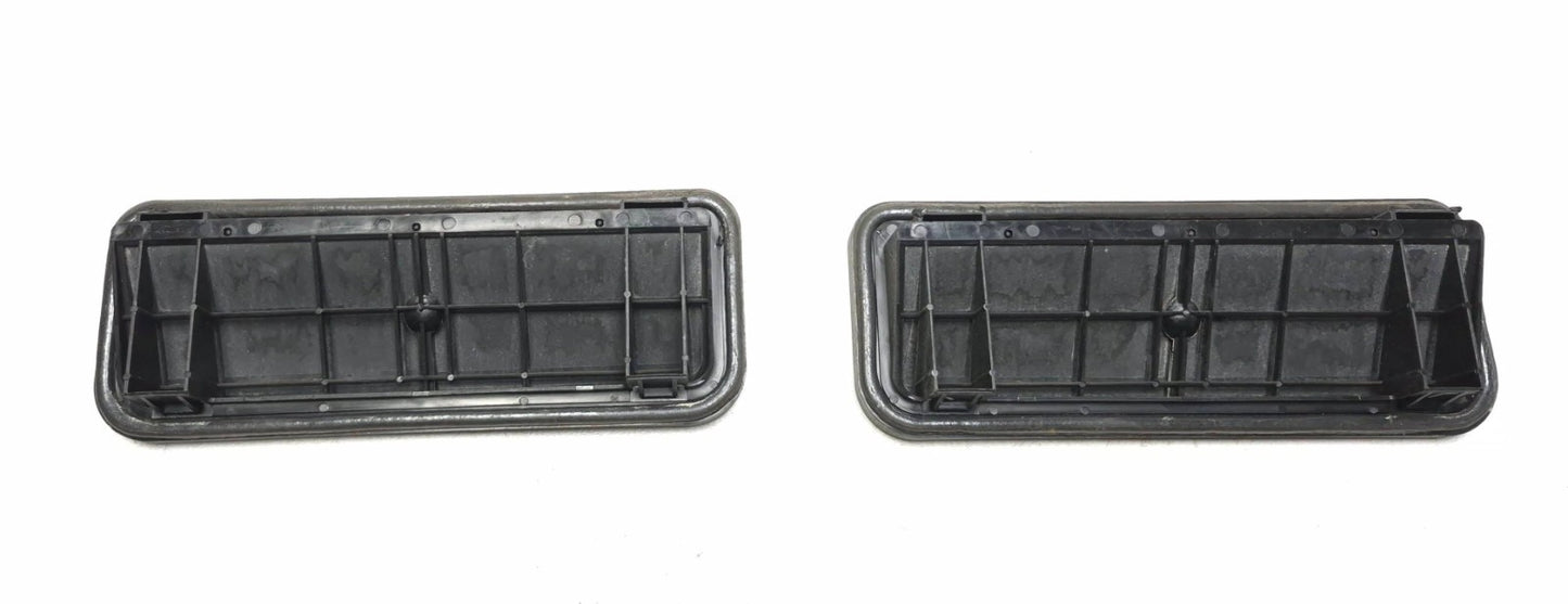 2015 Nissan Juke Rear Quarter Pressure Vent Flap OEM