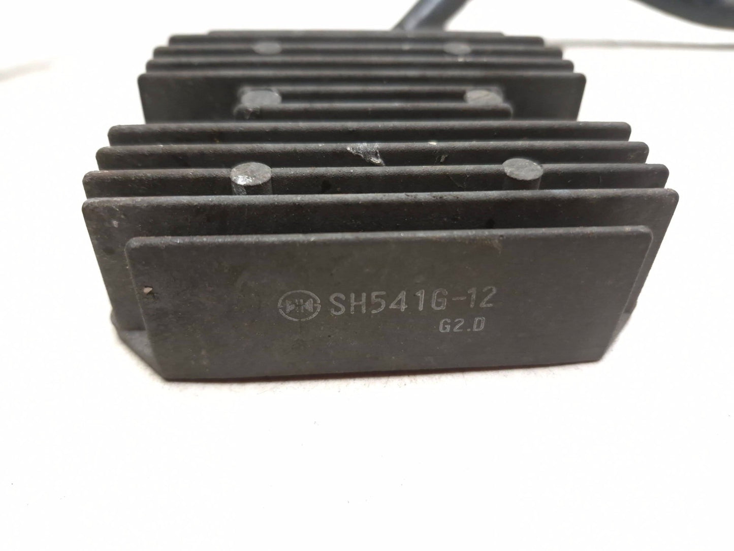 2003 Kawasaki Vulcan Vn1600 Voltage Regulator Pair OEM