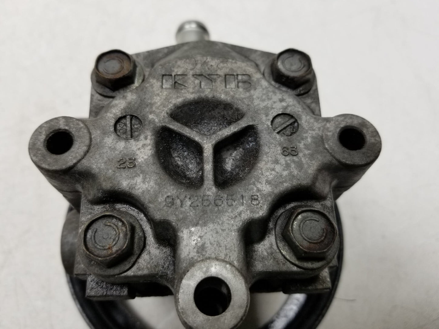 2010-2011 Dodge Caliber Sxt Power Steering Pump OEM