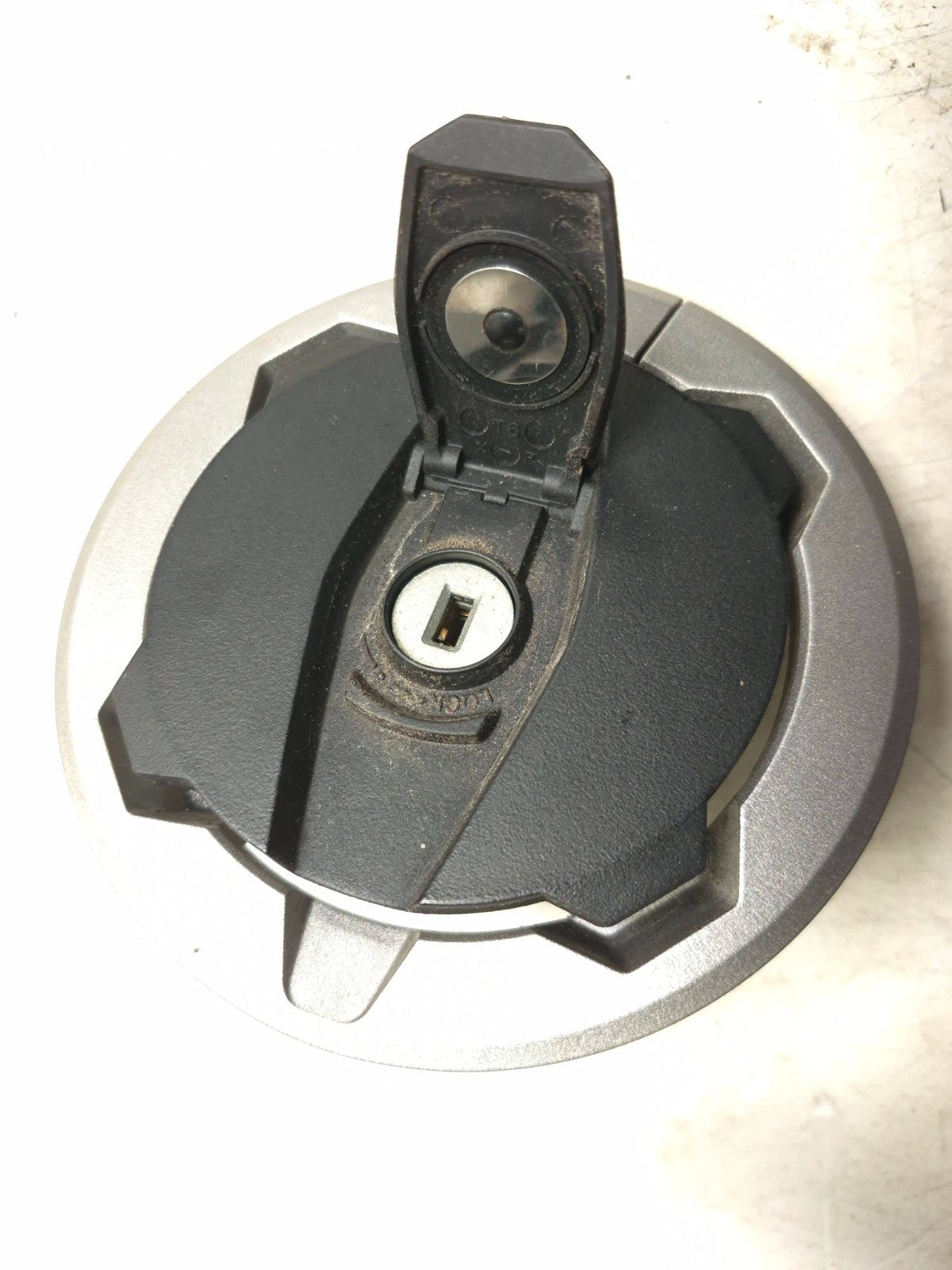 2023 Kawasaki Ninja 400 Ex400 Ignition Set Key Lock Fuel Tank Cap OEM