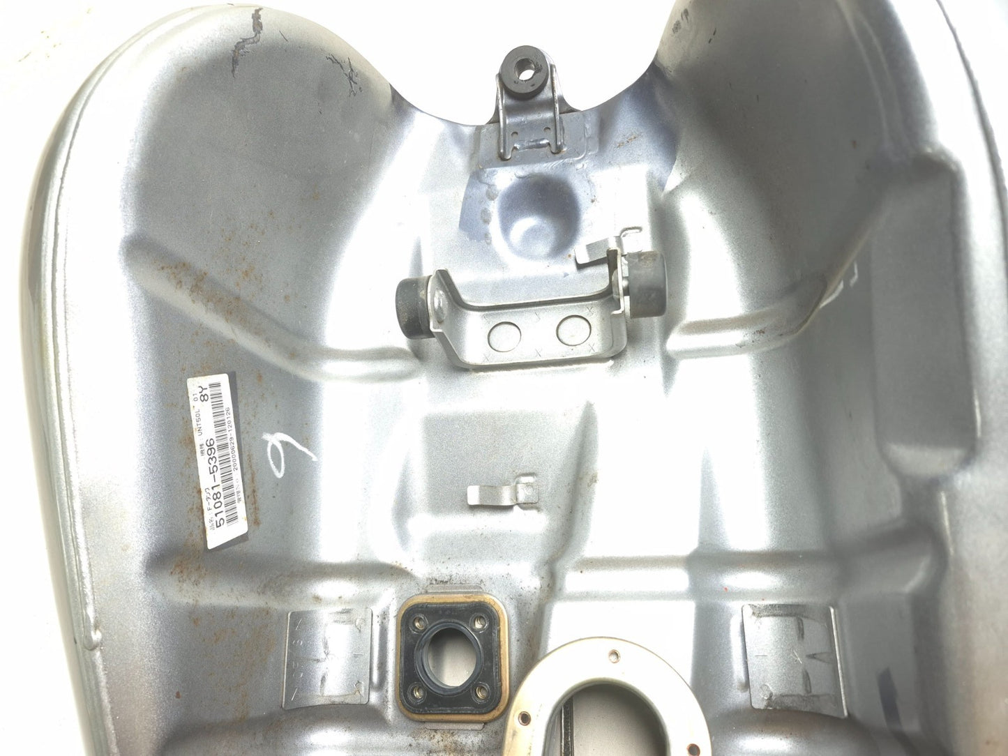 2001 Kawasaki Vulcan 1500 Vn1500 Classic Fuel Tank OEM