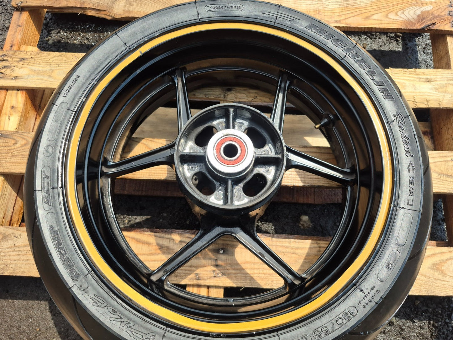 2005 Kawasaki Ninja Zx10r Rear Wheel Rim & Tire  OEM