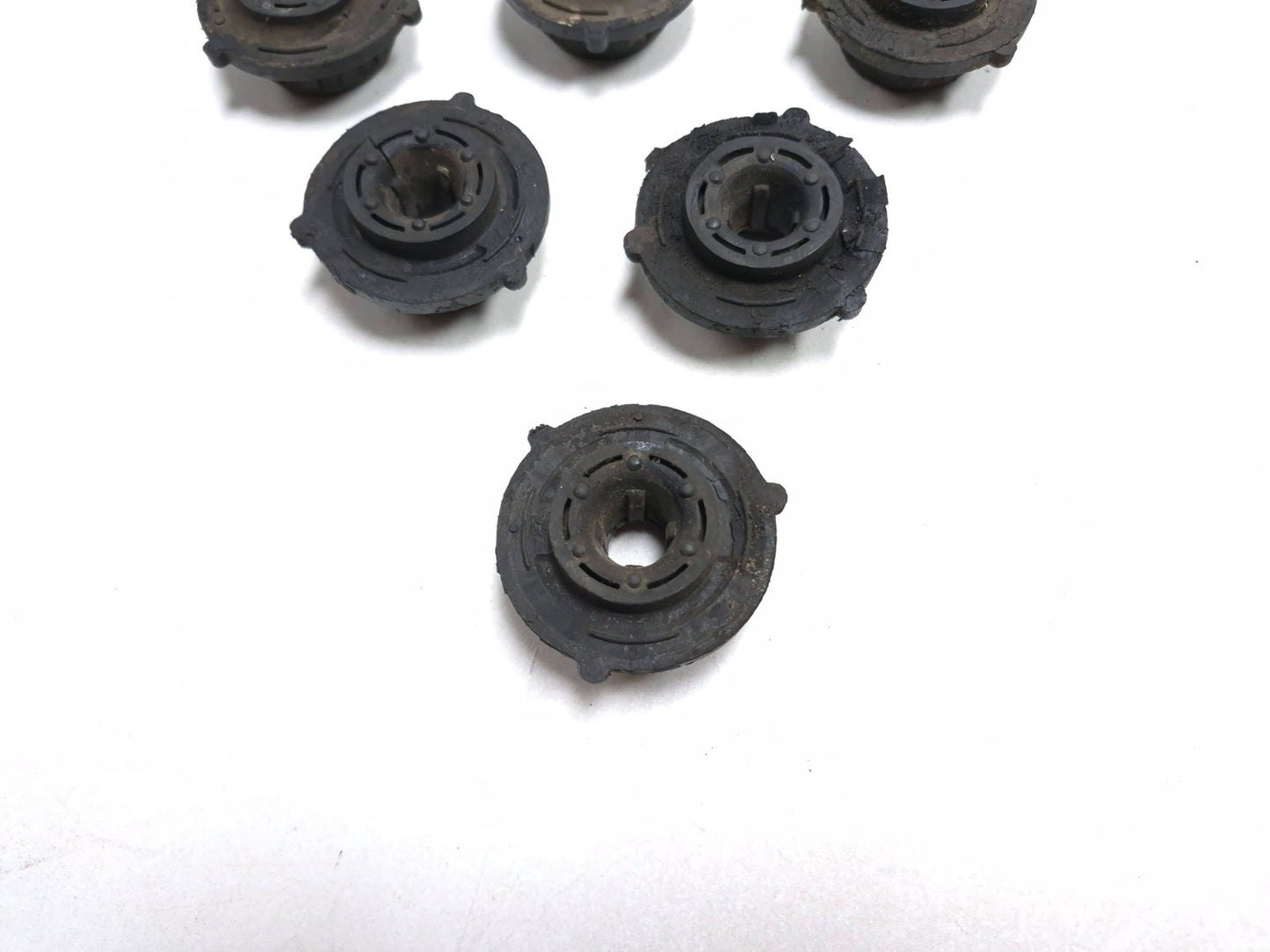 2013 Hyundai Genesis Coupe Mount Bracket Insulator OEM