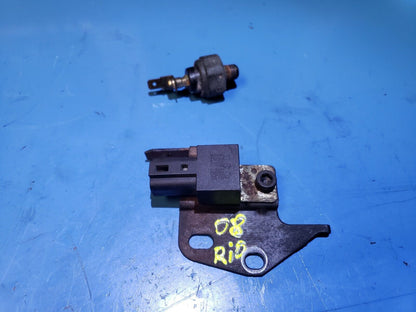 06 07 08 09 10 Kia Rio5 1.6l Oil Pressure Knock Crankshaft Sensor OEM